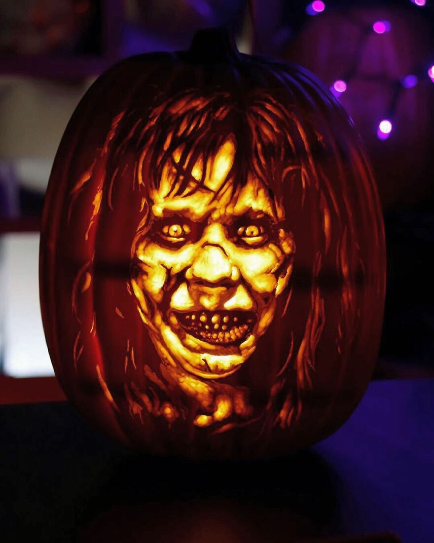 This-Artist-Takes-Pumpkin-Carving-To-Another-Level-And-Its-Scarily-Good-6374e0c23fdf2__880