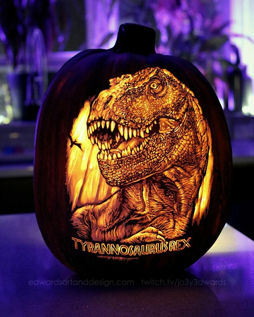 This-Artist-Takes-Pumpkin-Carving-To-Another-Level-And-Its-Scarily-Good-6374e0d60862e__880