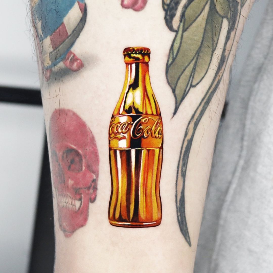 Golden Ink Mastercraft: Hyper-Realistic Golden Tattoos Created by Jooa ...