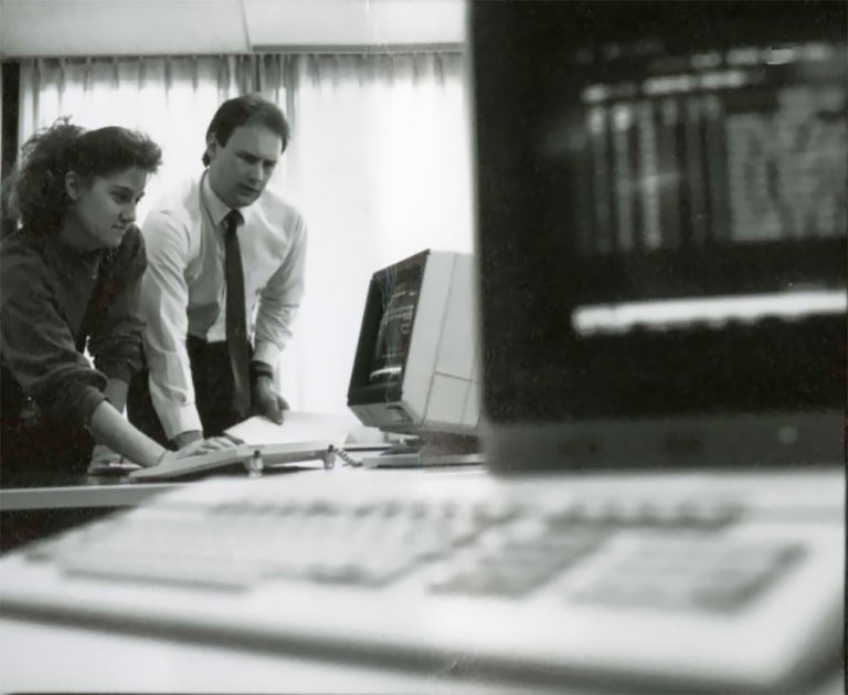 A Look Back at the Workplaces and Offices of the 1970s and 1980s ...