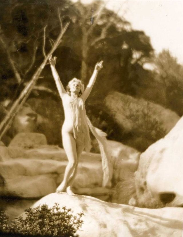 Jean Harlow Taken by Edwin Bower Hesser, 1929 (13)