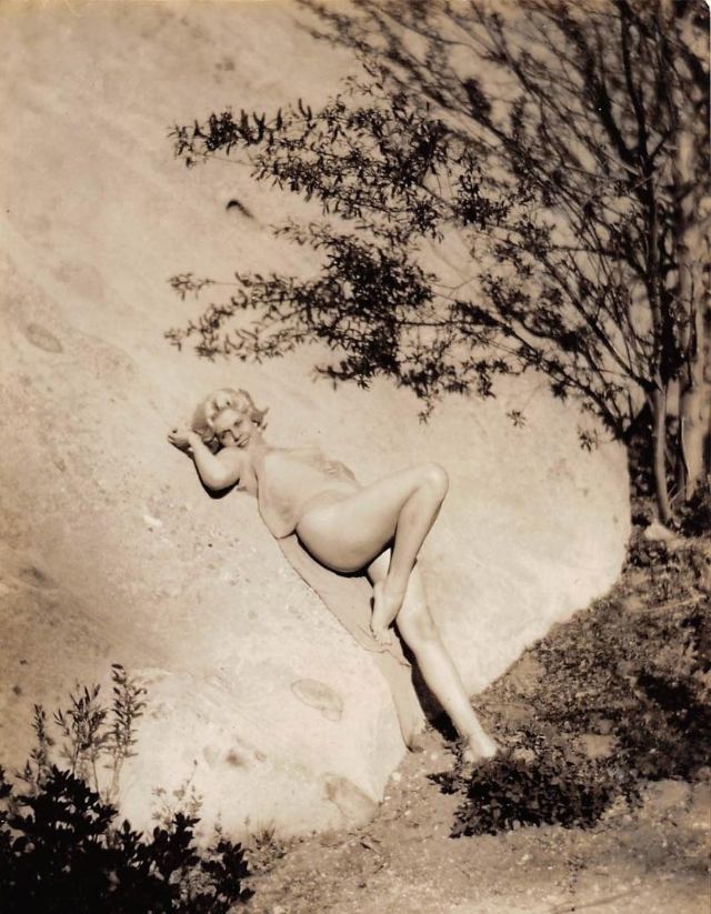 Jean Harlow Taken by Edwin Bower Hesser, 1929 (34)