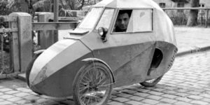 The Fend Flitzer: The Invalid Carriage that Paved the Way for Messerschmitt Kabinenroller Microcars