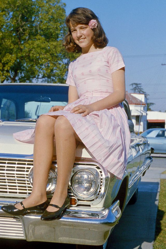 1960s-female-fashion-9