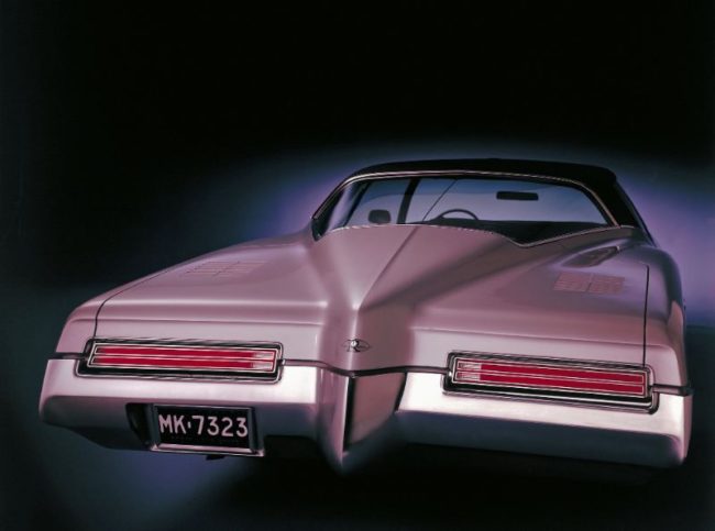 From Boat-Tail to Muscle Flanks: The Revolutionary Design of the 1971 ...