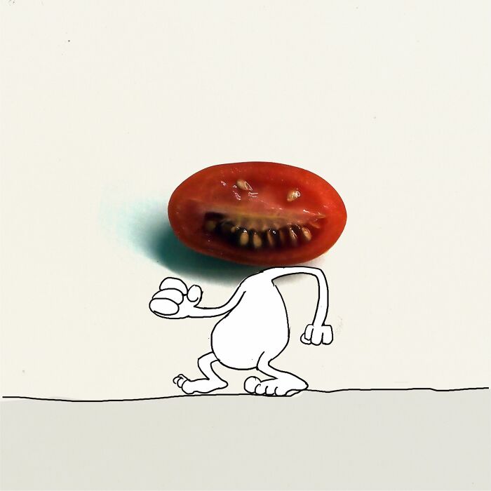 The Killer Tomato Appeared On The Scene While I Was Cutting Vegetables To Cook 656630abe89bd 700