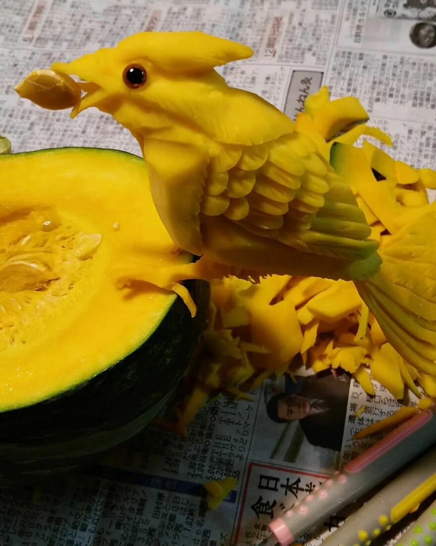 Gaku Carving A Food Carving Artist Changes Vegetables And Fruits Into Surprising Artworks New Pics 65d49f12af571 Jpeg 880