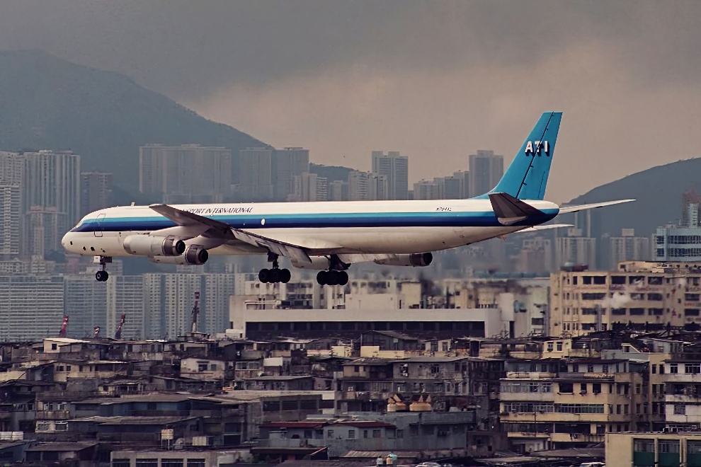 Kai Tak Landing 13 