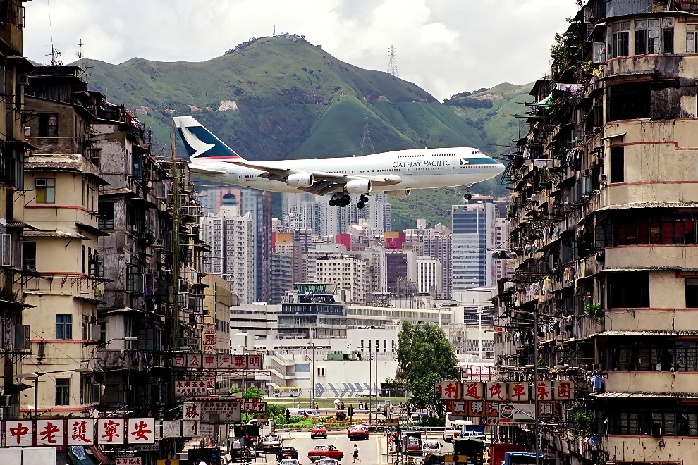 Kai Tak Landing 14 