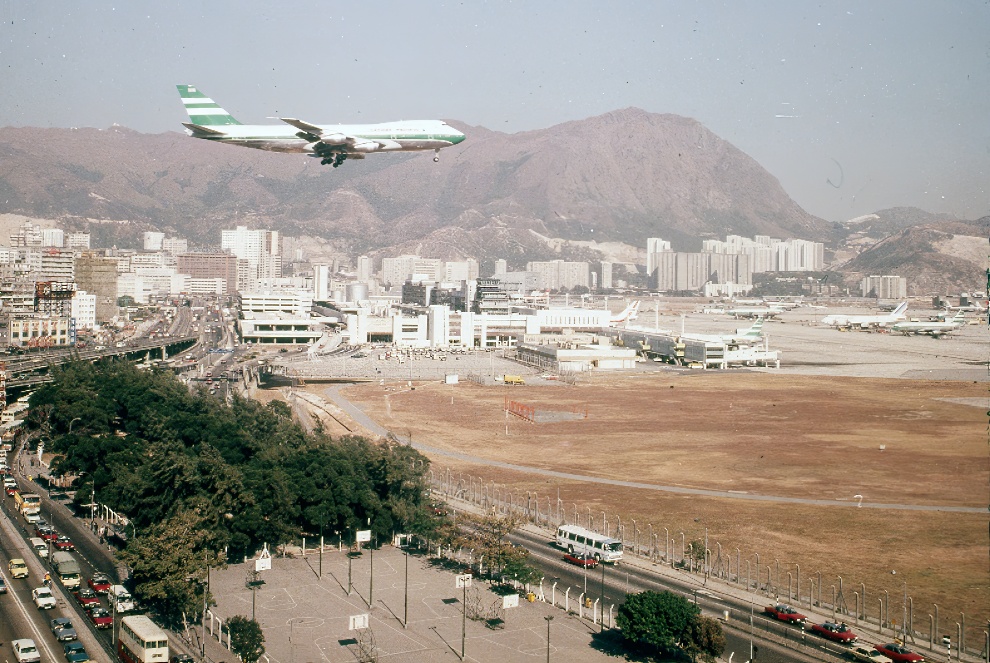 Kai Tak Landing 22 