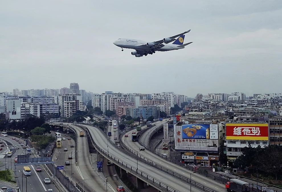 Kai Tak Landing 23 