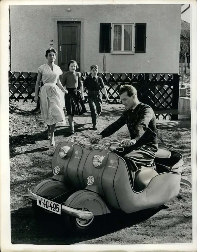 German Factory Introducing The ‘“double-lambretta”, 1953 » Design You 