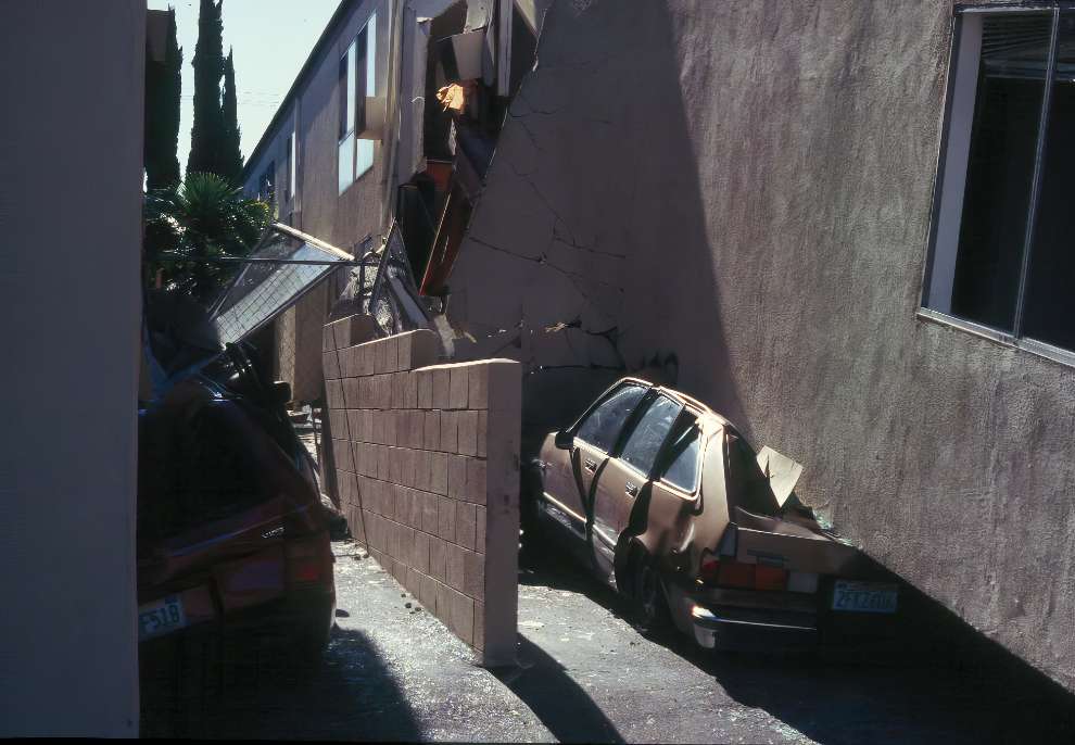 1994 Northridge Earthquake 15 
