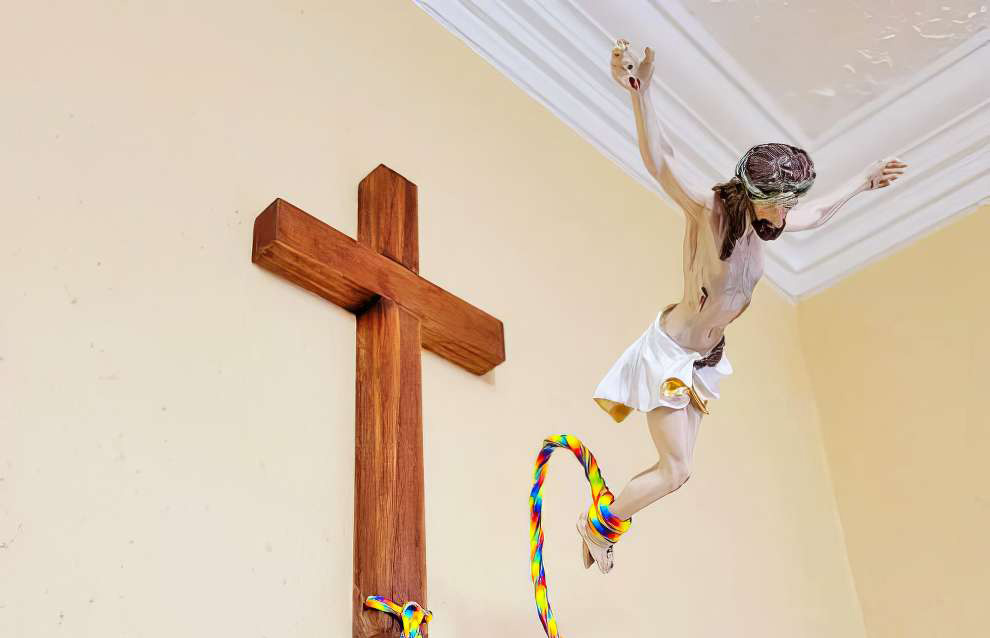 The Perfect Conversation Starter Pine Wood Bungee Jumping Jesus Cross