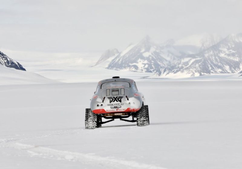 Valkyrie Racing Porsche 356 15