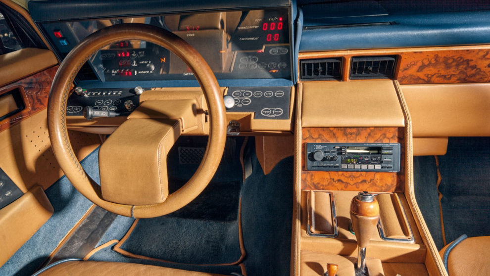 Aston Martin Lagonda Interior 5