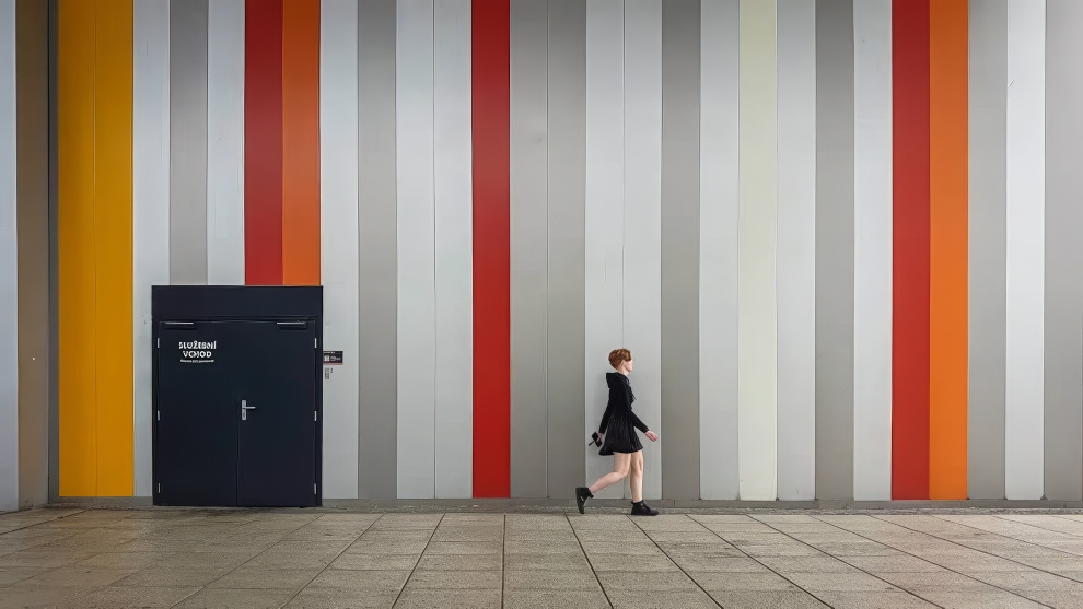 Minimalist Street Photography Awards 14