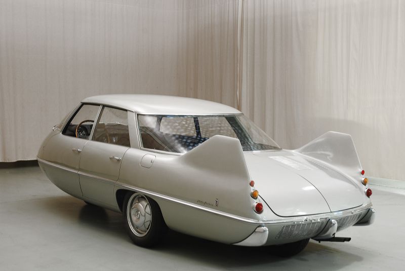 1960 Pininfarina X Sedan 4