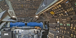 Concorde cockpit 1