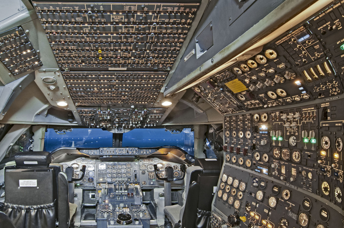 Amazing Photos From The Inside The Cockpit Of A Concorde Design You 