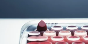 Lipstick for Your Fingers: Inside the Lofree Lipstick Mechanical Keyboard