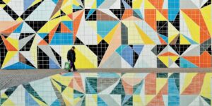Stunning Street Photos from the Chromatic Awards That Capture the Poetry of Everyday Streets