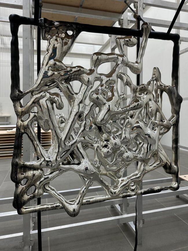 Daniel Widrig Uses 3D Printing and Robotics to Create Objects That Feel Less Like Machines and More Like Strange Living Organisms